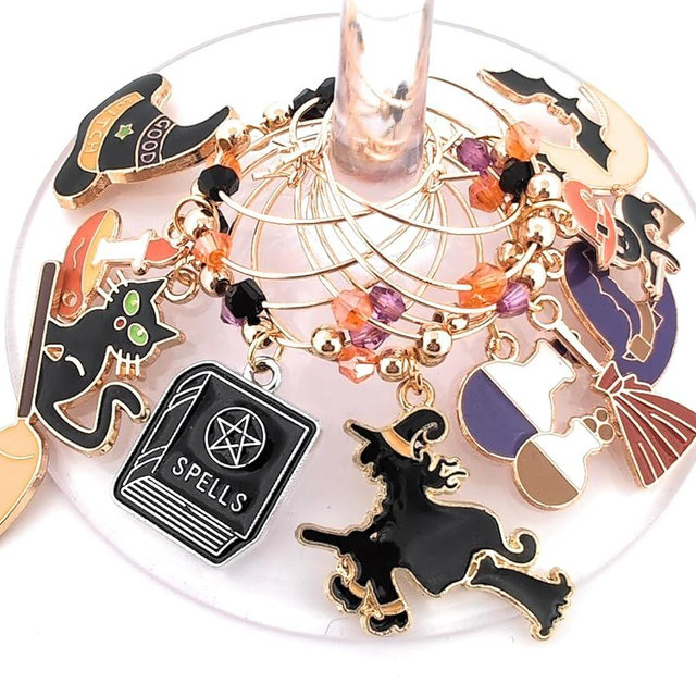Halloween Wine Glass Charms, Witch Wine Charms, Witch hat, Bat, and Black Cat Glass Identifier Tags, Halloween Glass Markers, Halloween Party Supplies - 10 Wine Charms/pack
