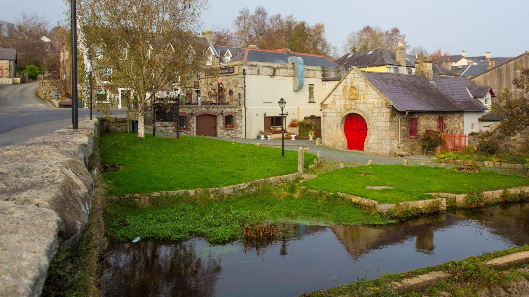 The Wedding Website of Philumena Miravalle and Timothy Bracken