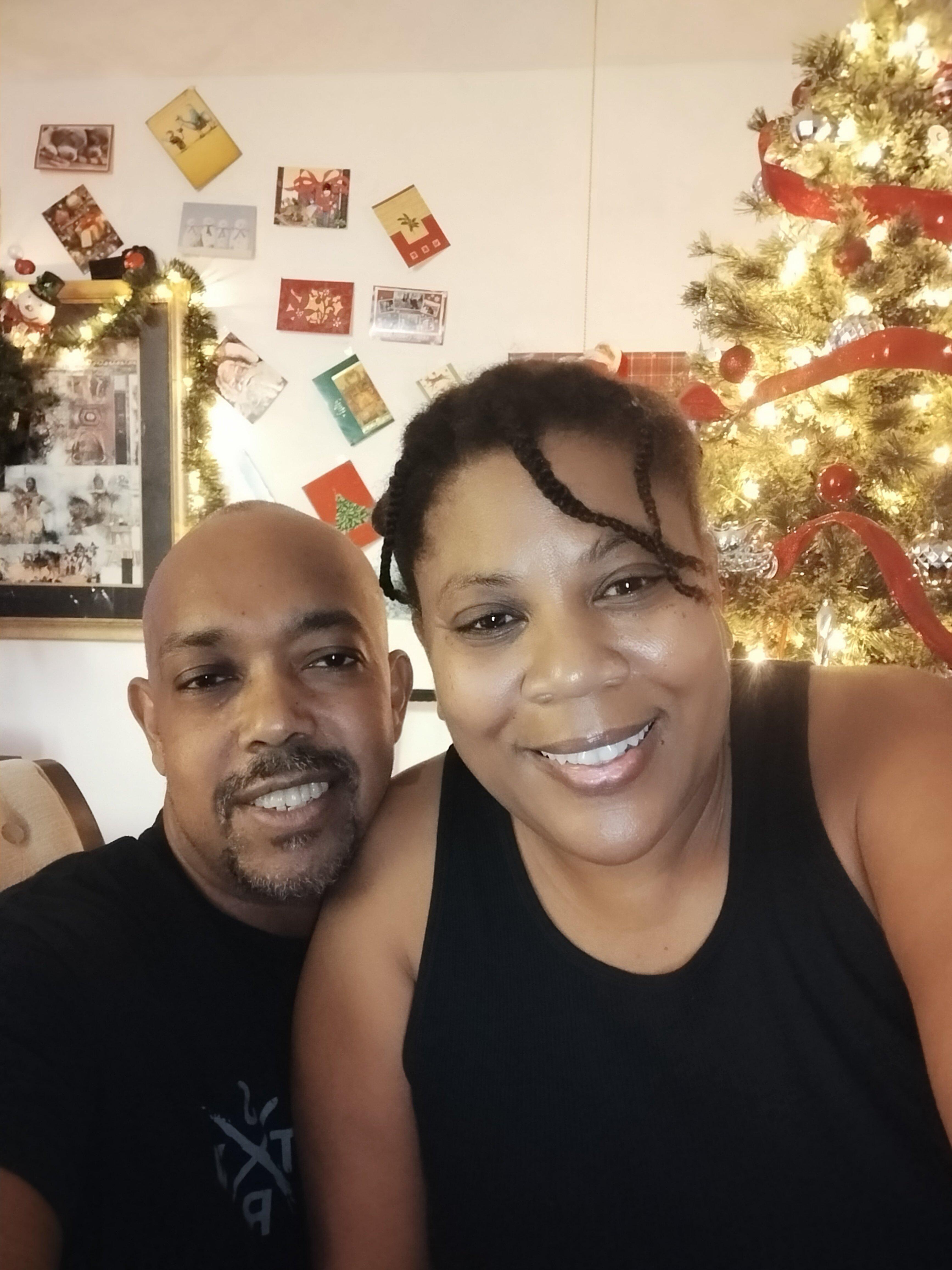 The Wedding Website of Shelley Thomas and Roy Walters