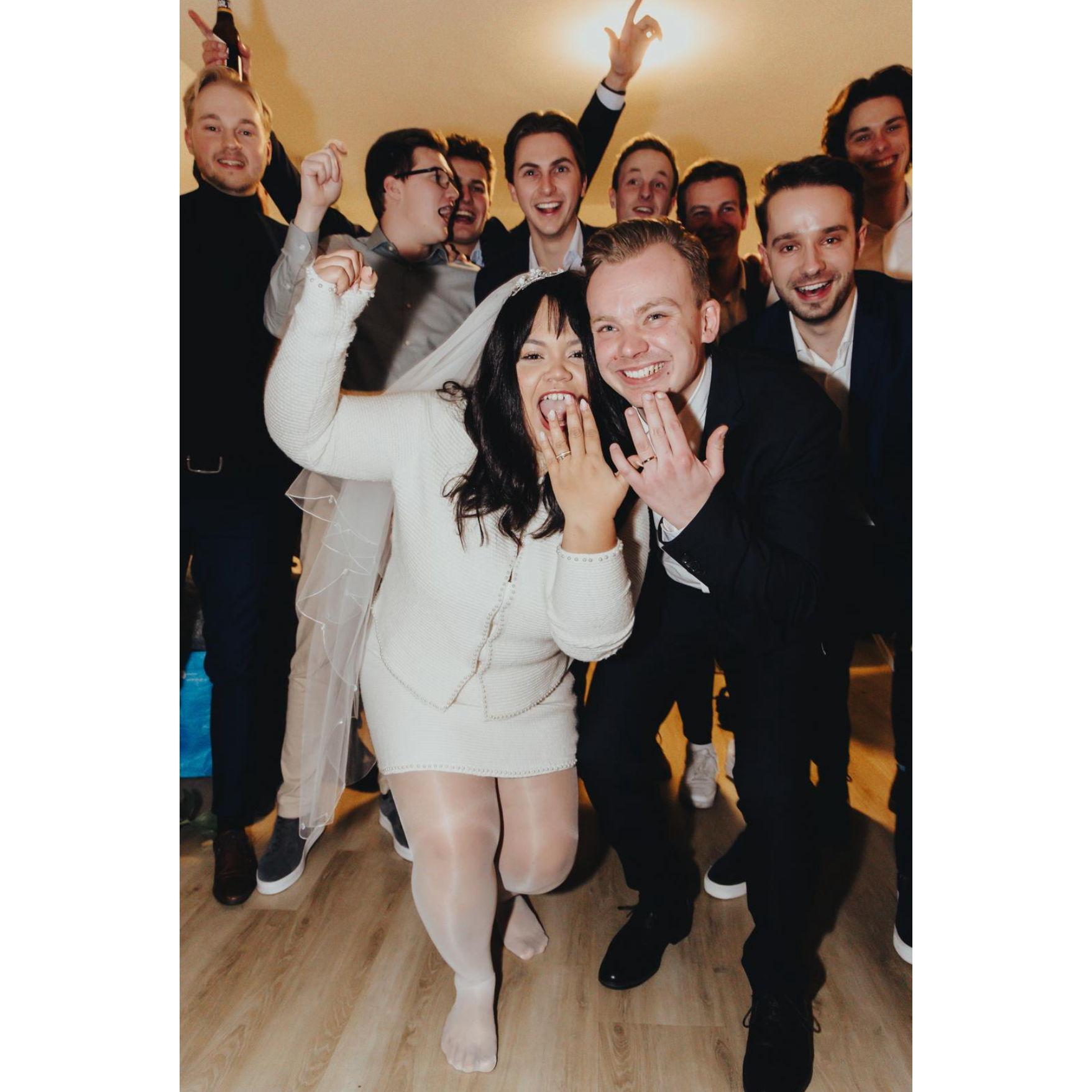 Celebrating in our living room/ Comemorando na nossa sala de estar.