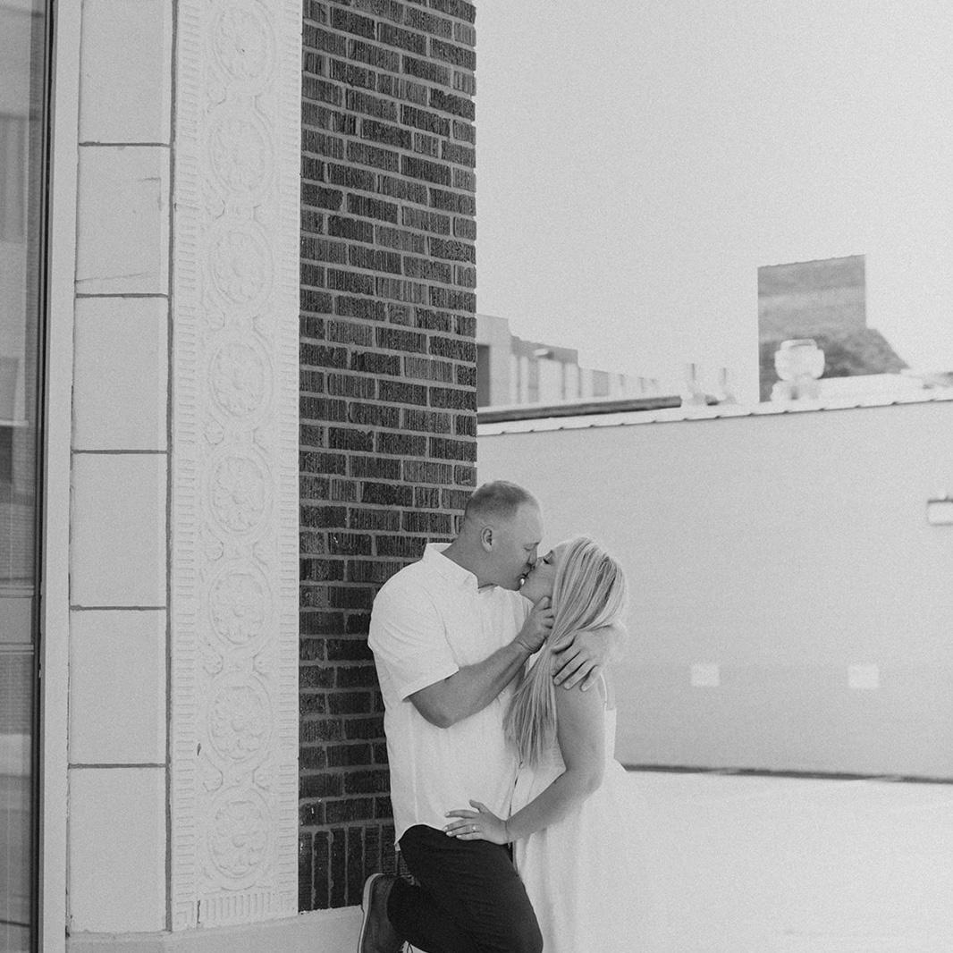 8.4.24

Engagement photos @ Crossroads, Kansas City, MO