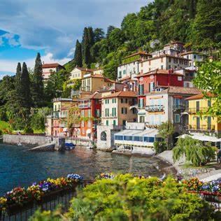 Stay in Varenna on Lake Como