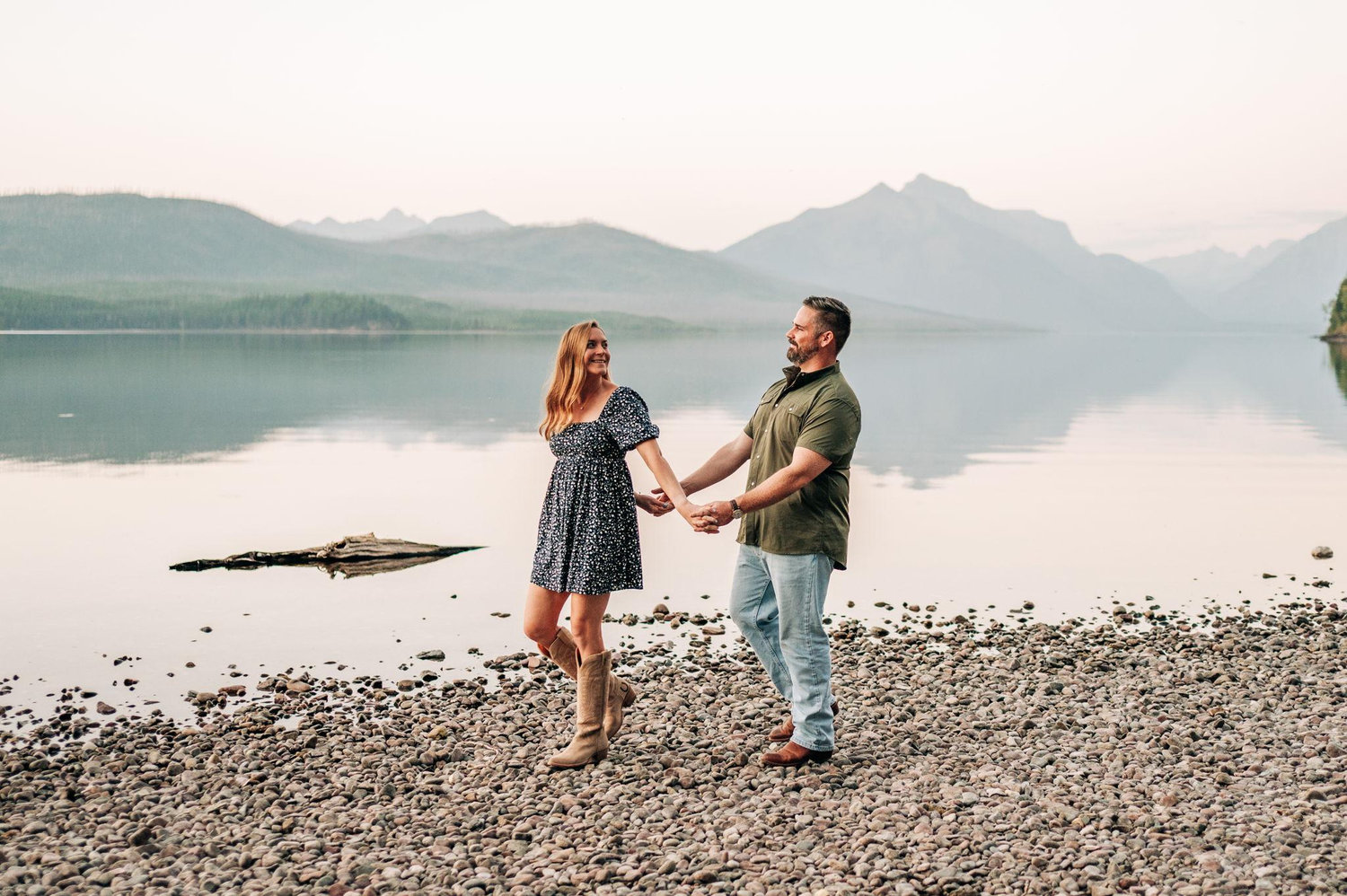 The Wedding Website of Sydney Thomas and Dylan Humenay
