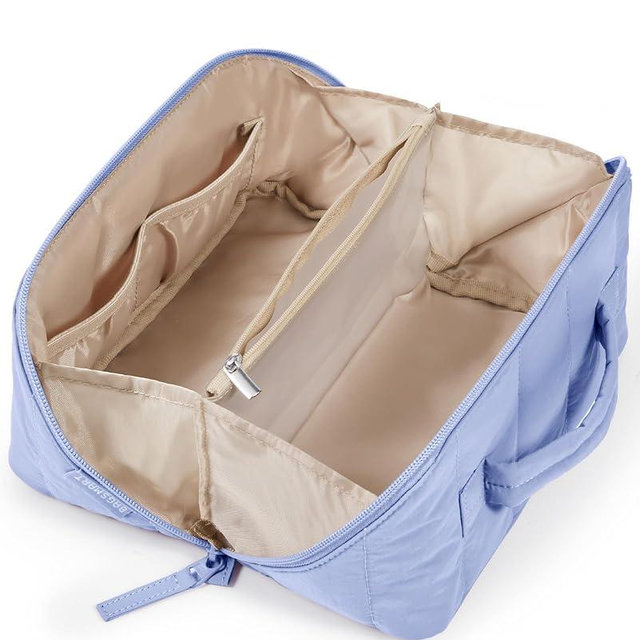 BAGSMART Travel Makeup Bag for Women, Portable Water-resistant Cosmetic Case, Puffy Padded Make Up Organizer Pouch, Open Flat Toiletry Bag for Toiletries, Brushes, Purple