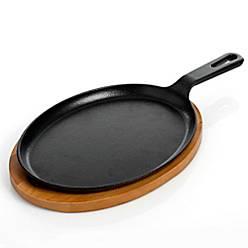 Artisanal Kitchen Supply® Pre-Seasoned Cast Iron Fajita Pan with Wooden Tray in Black