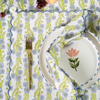 Forget-Me-Not Scallop Embroidered Blockprint Napkin, Set of 4