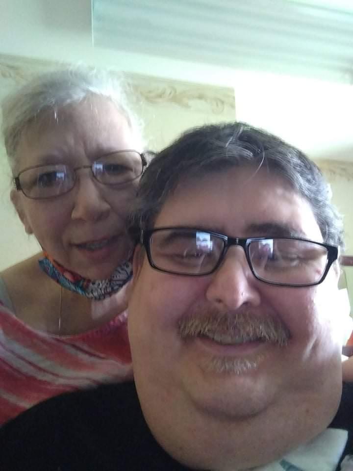 The Wedding Website of Robert Smith and Susan Olmos