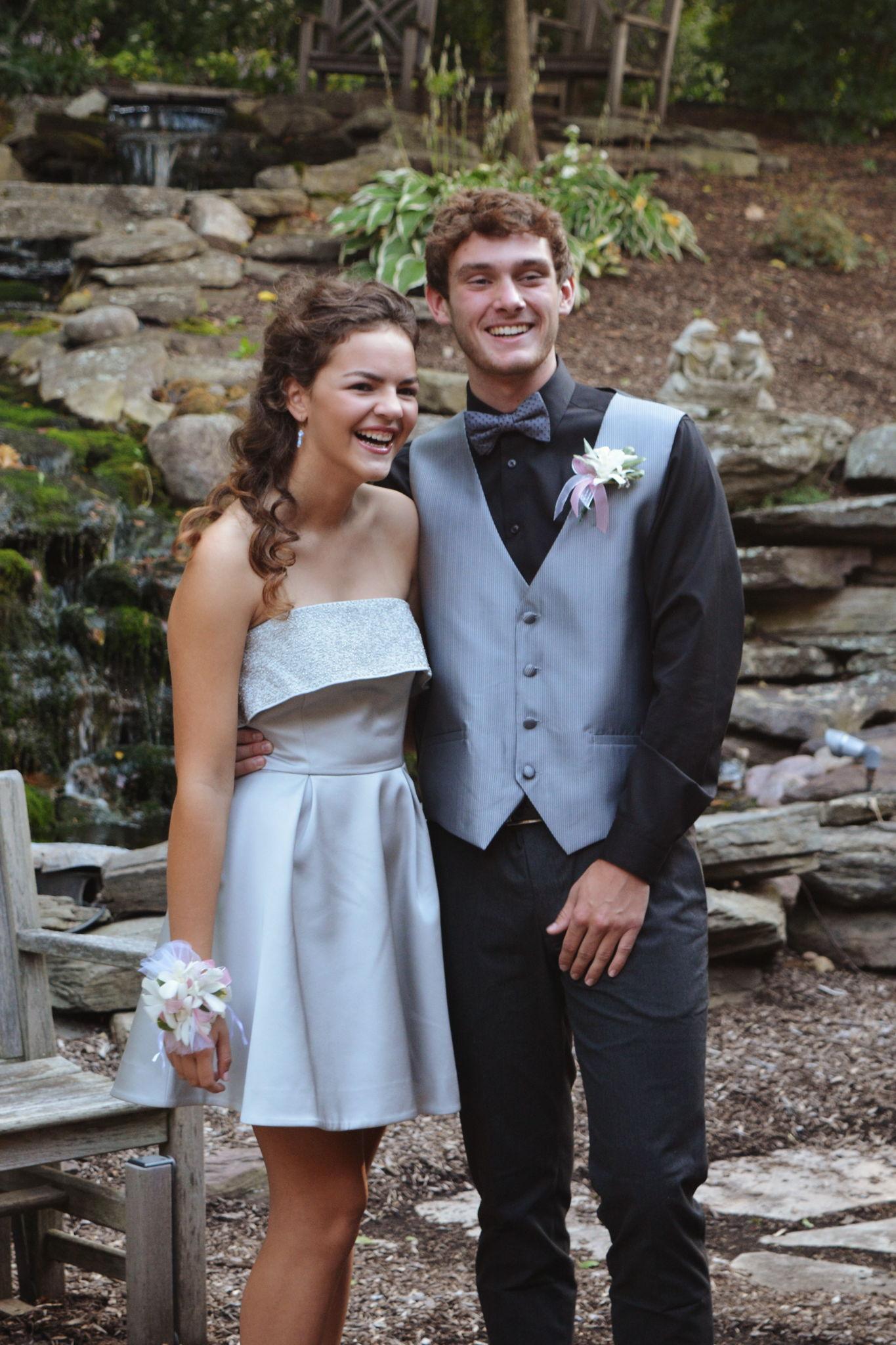 The Wedding Website of Jessica Van Dyck and Garett Collins