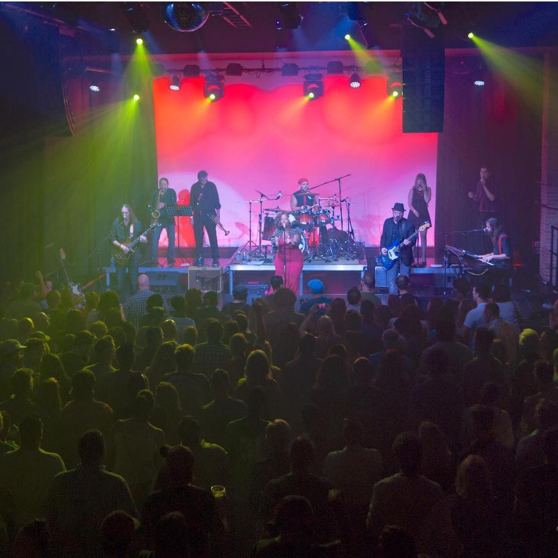 Performing together to a packed House of Independents, Asbury Park, for the Des and the Swagmatics EP release show in September 2016! photo: Harvey Spinks