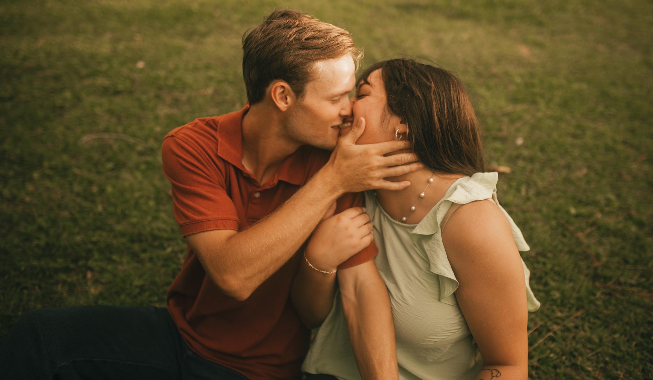 The Wedding Website of Yasmin Ann Breckenridge and Hudson Grant Holmes