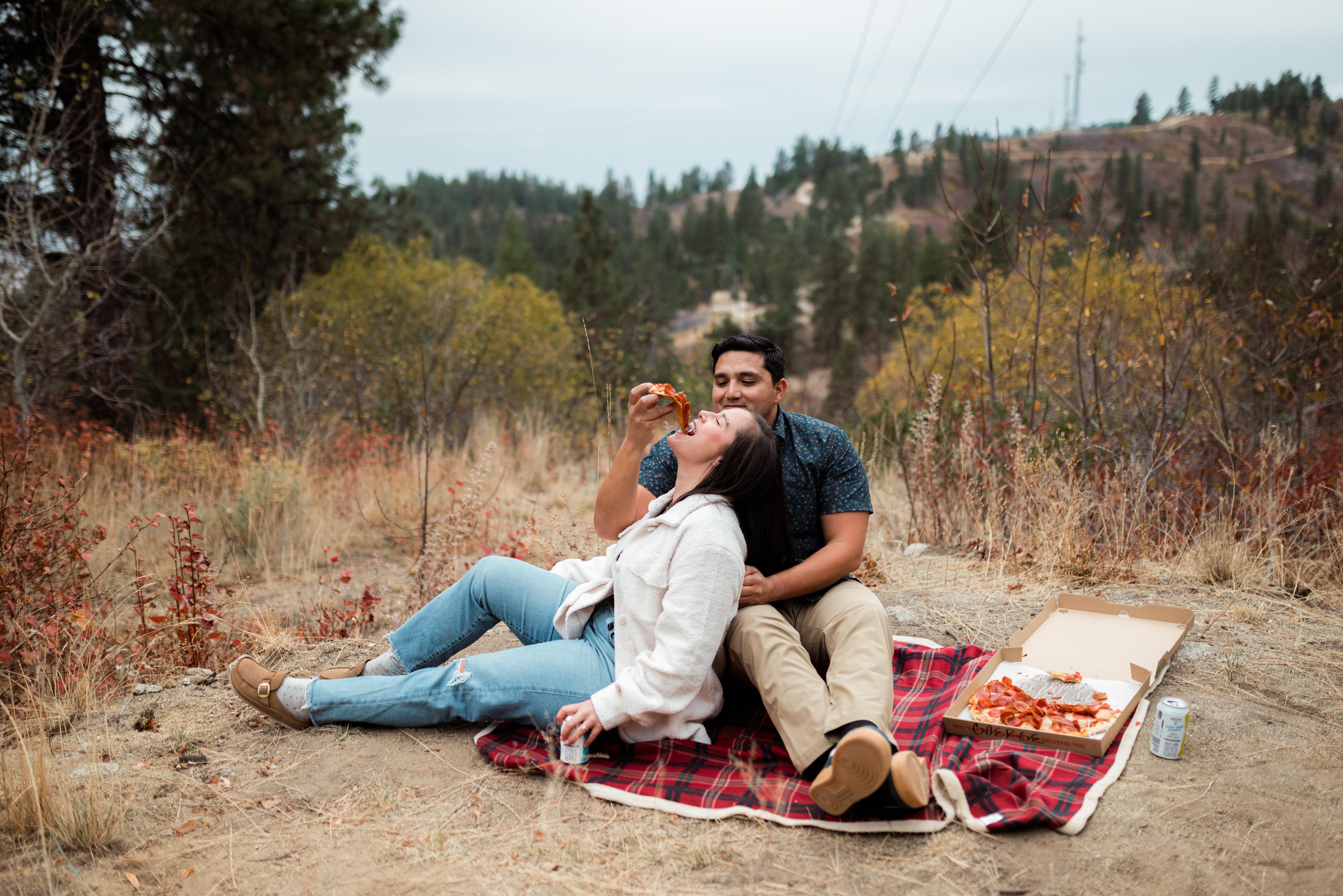 The Wedding Website of Alex Applegate and Jorge Sánchez