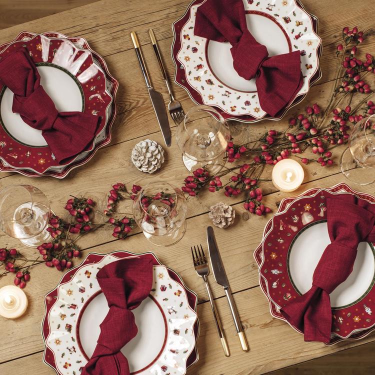 red fiesta rim soup bowl