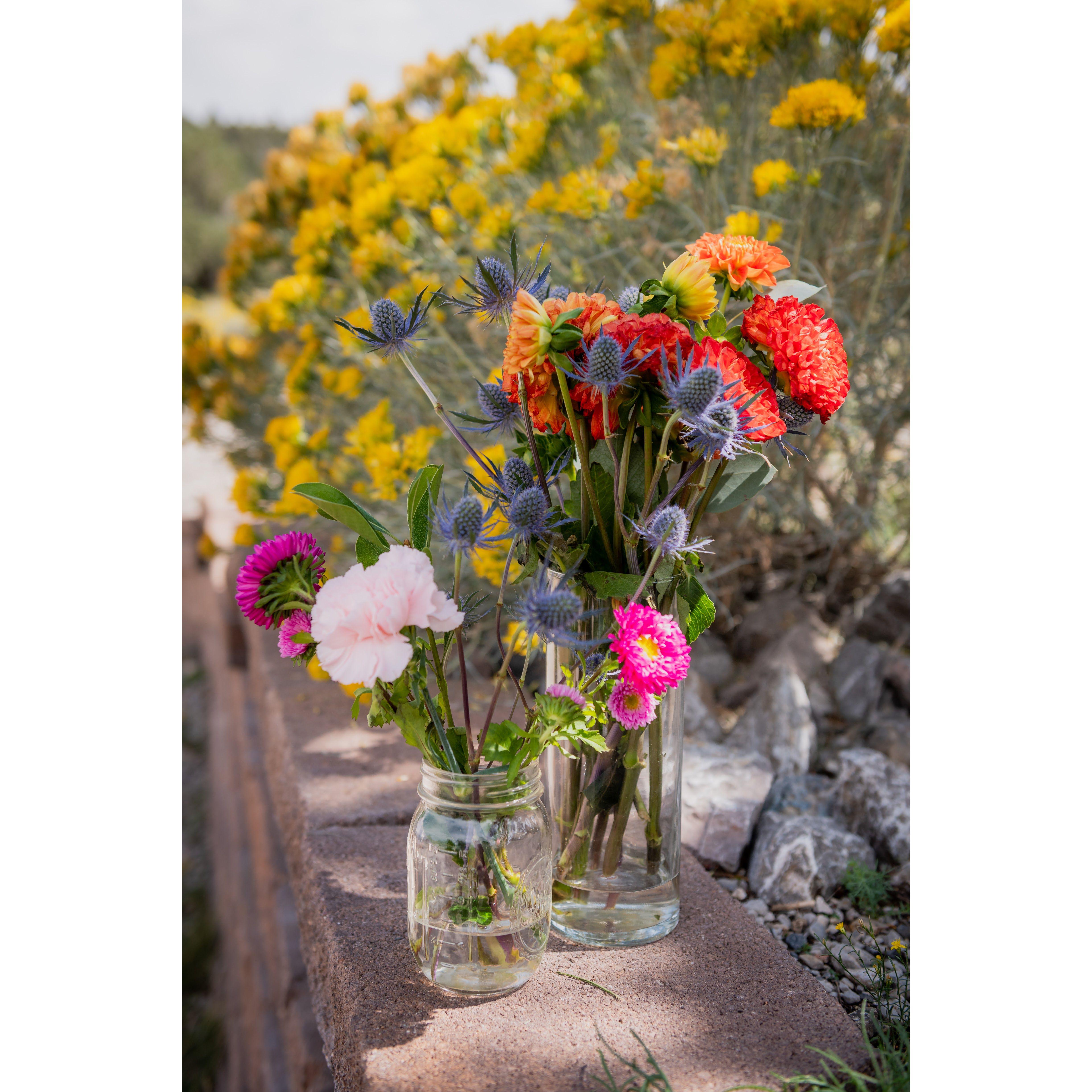 Thanks to lots of help (and Trader Joe's), we had stunning flower arrangements. Nature also helped, as you can see.