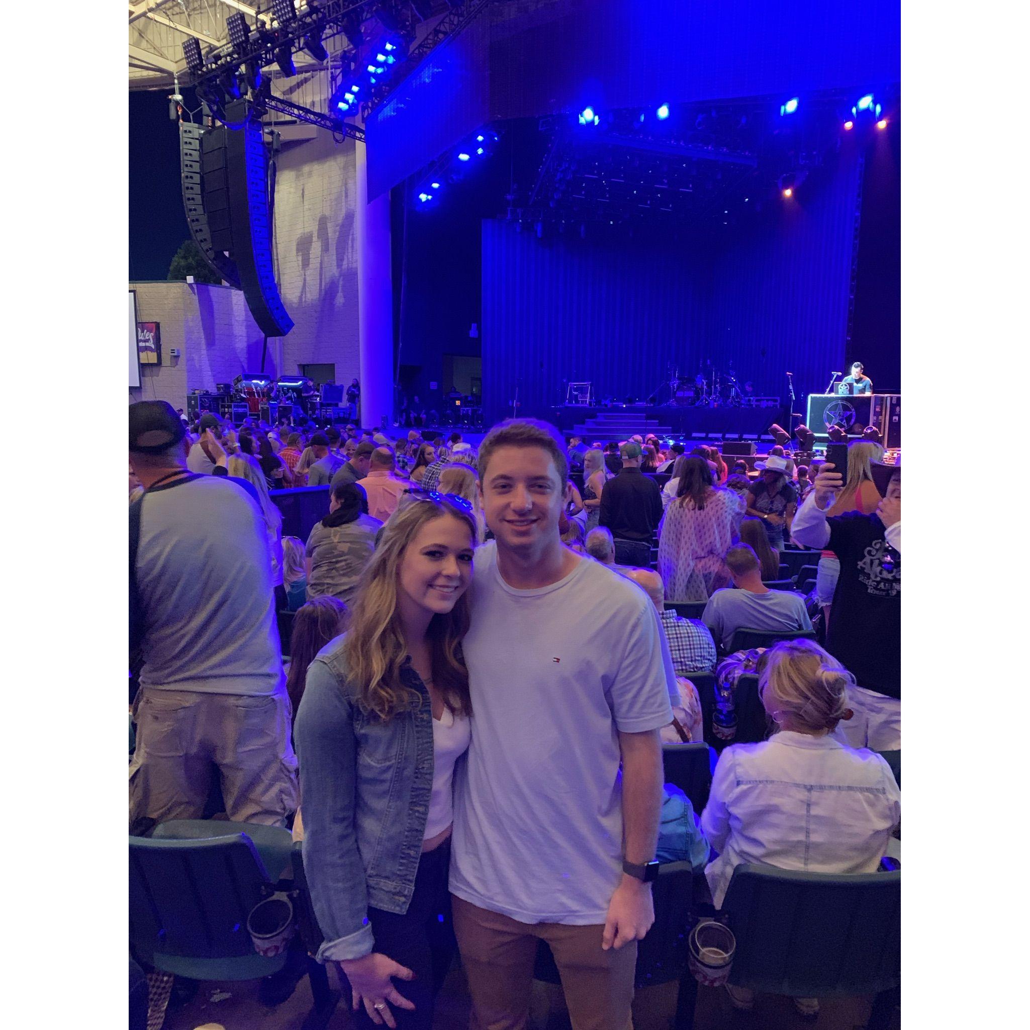 Justin's first country concert!