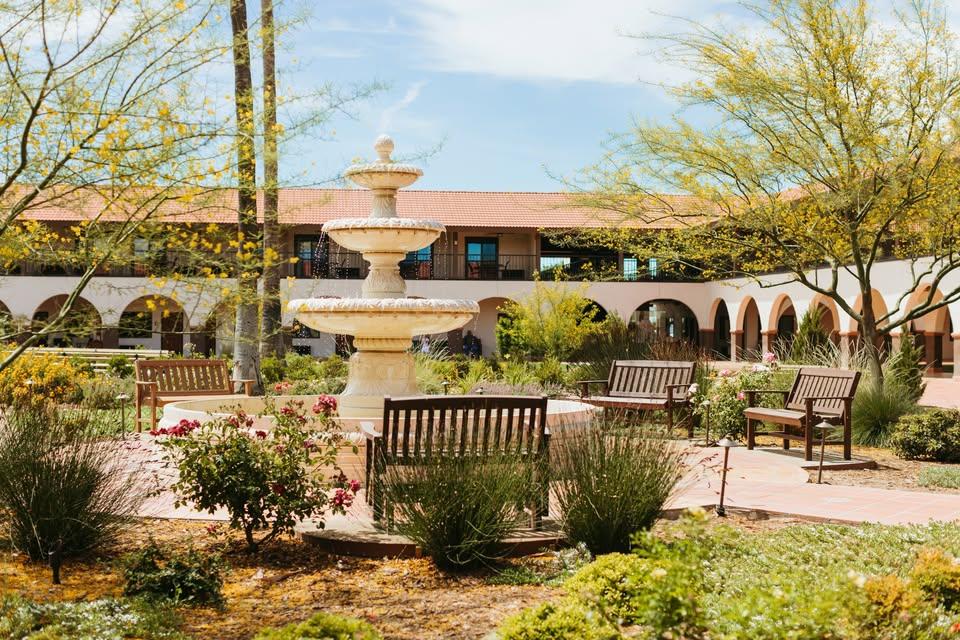 The Wedding Website of Melissa Lopez and Tri Le