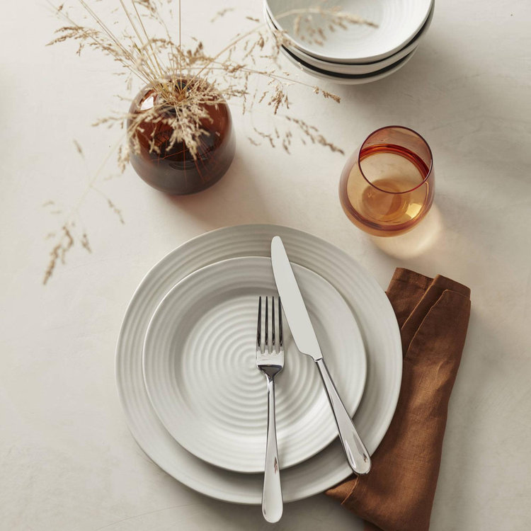 Oneida, Ridge 12-Piece Dinnerware Set, Service for 4 | Zola