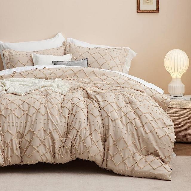 Bedsure Boho Comforter Set Queen - Warm Tan Tufted Shabby Chic Bedding Comforter Set for All Seasons, 3 Pieces Western Comforter Set, Farmhouse Modern Bed Set, Spring Bedding for Women Men Girls
