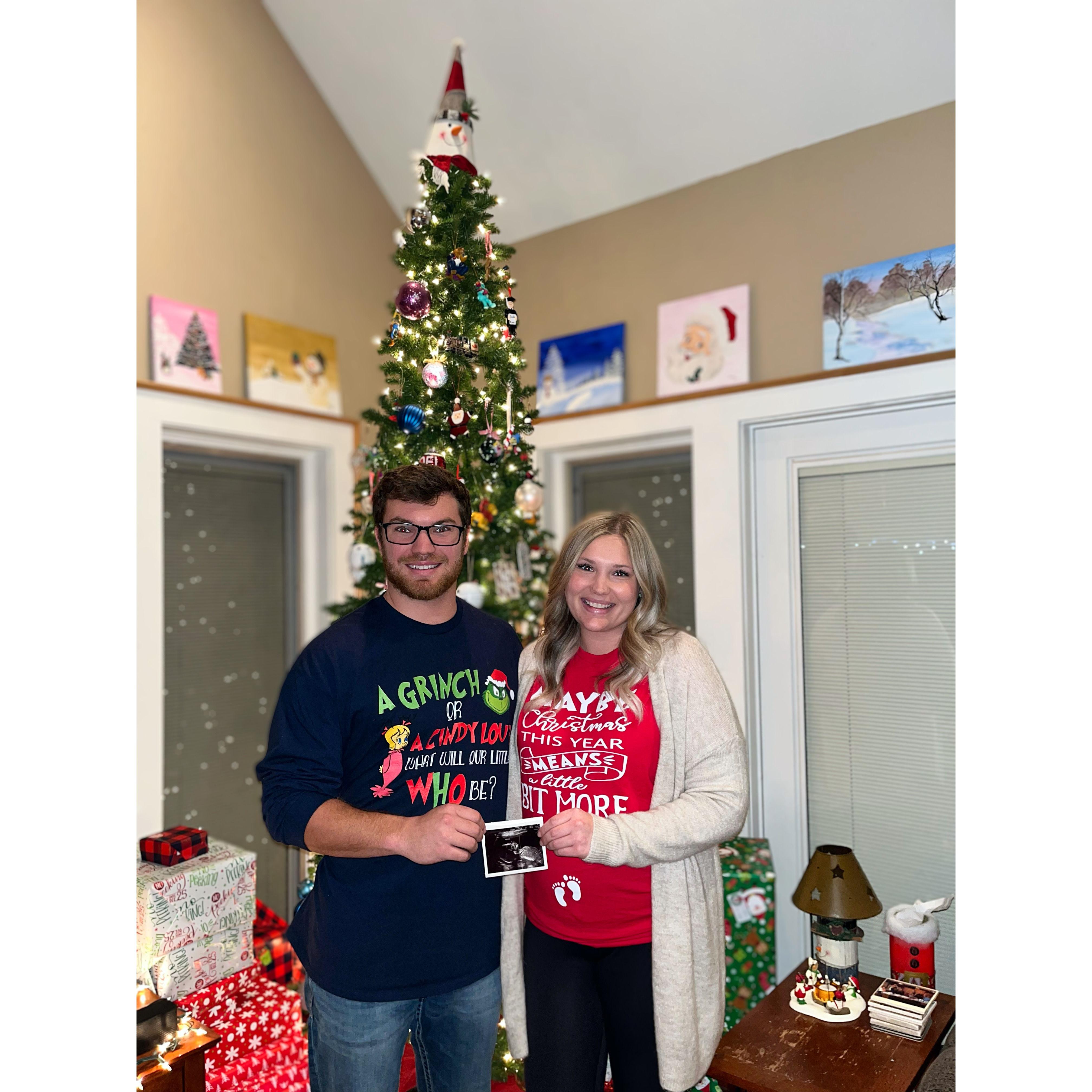 Pregnancy announcement! -
12/24/22