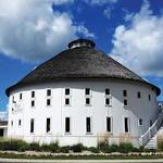 Vineyard: Round Barn Estate