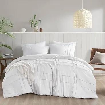 White Puffy Bedding