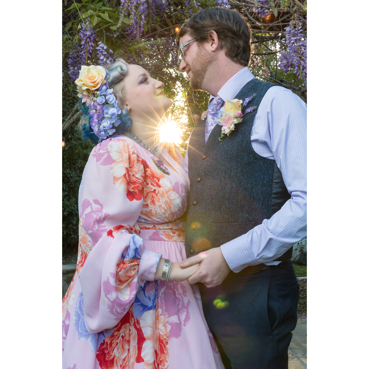 Wedded bliss!
Photo by Justin Davidson Photography
Flowers by Wendy Waagenaar