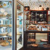 Lauretta Jean's (SE Division St)