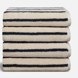 Super-Plush 4-Piece Bath Towel Bundle in Striped Midnight Navy