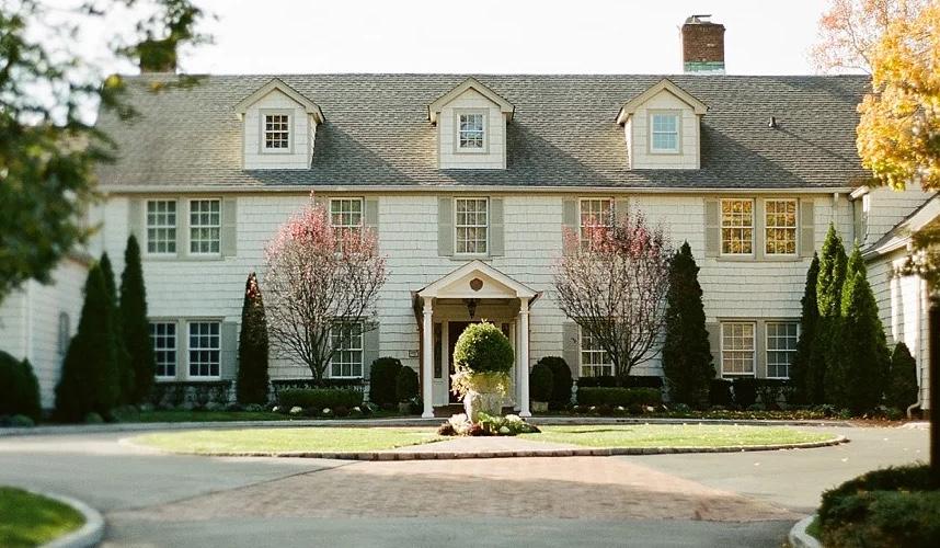 The Wedding Website of Ariana Guadagno and Jarett Miller