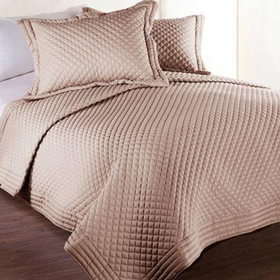 Clean Living Diamond Water/Stain Resistant Full/Queen Quilt in Silver