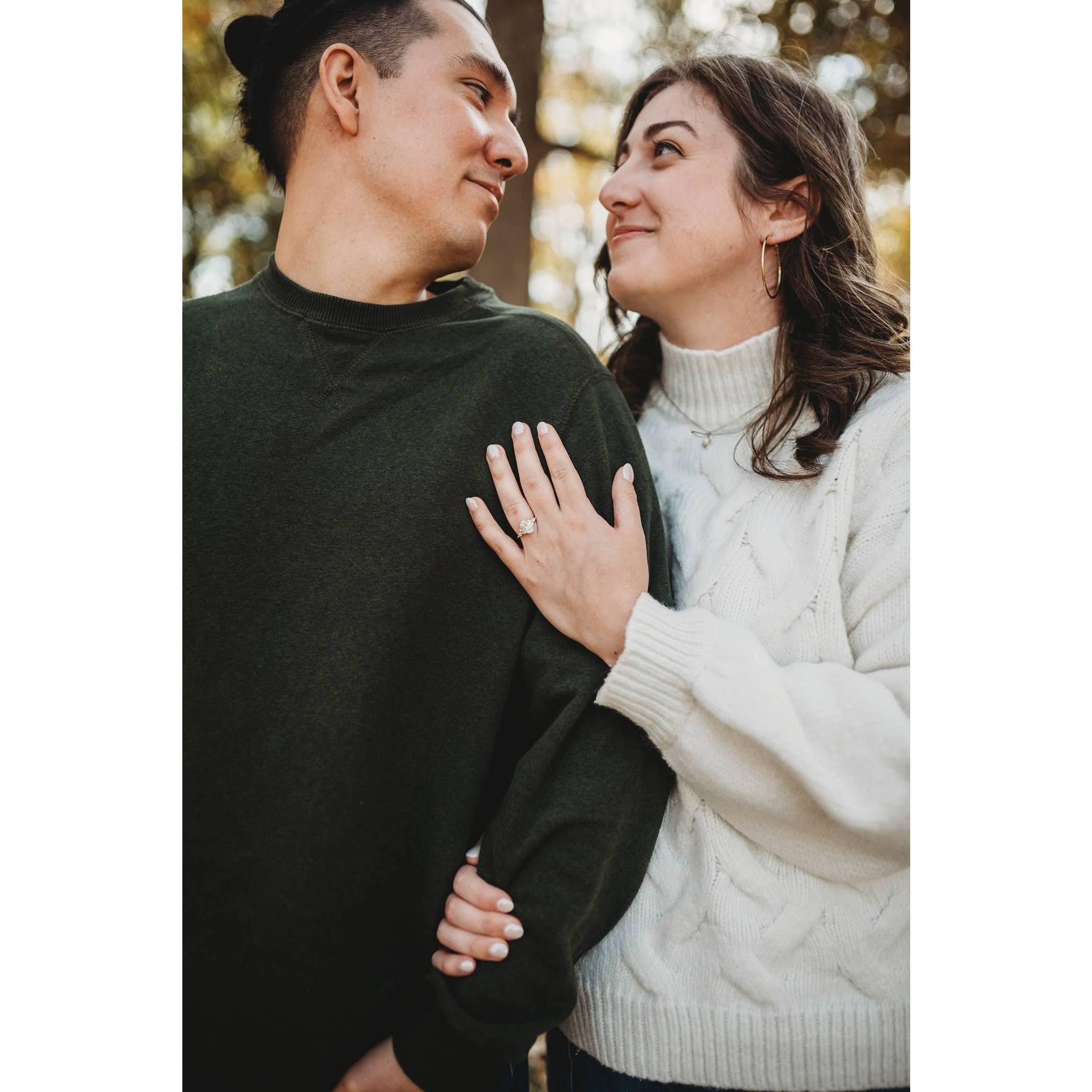 Engagement Photos by Raelani Stockwell Photography