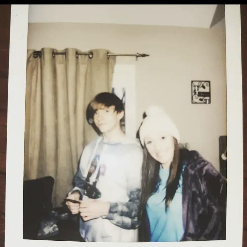 The groom and his sister , Amanda .