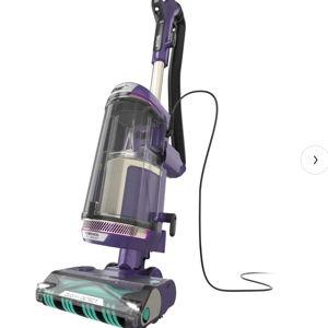Shark: POWERDETECT™ Upright Vacuum