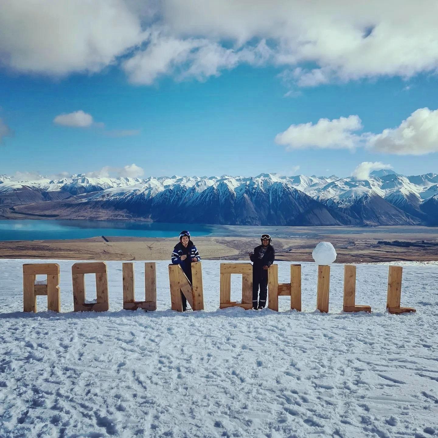 Skiing in Roundhill 🎿