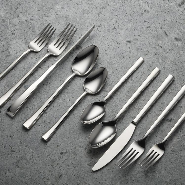 Oneida, Maxine 20-Piece Flatware Set, Service for 4 | Zola
