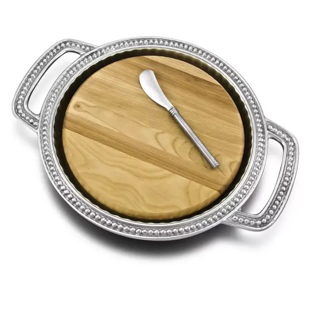 Wilton® Flutes and Pearls Cheeseboard with Spreader in Silver