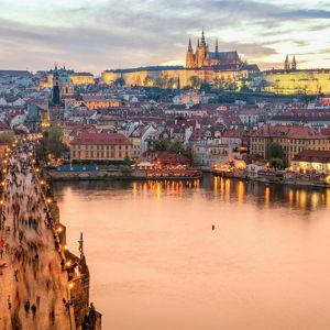 Adventure Day in Prague! (Prague Castle, Charles Bridge, Astronomical Clock, and public transport!)