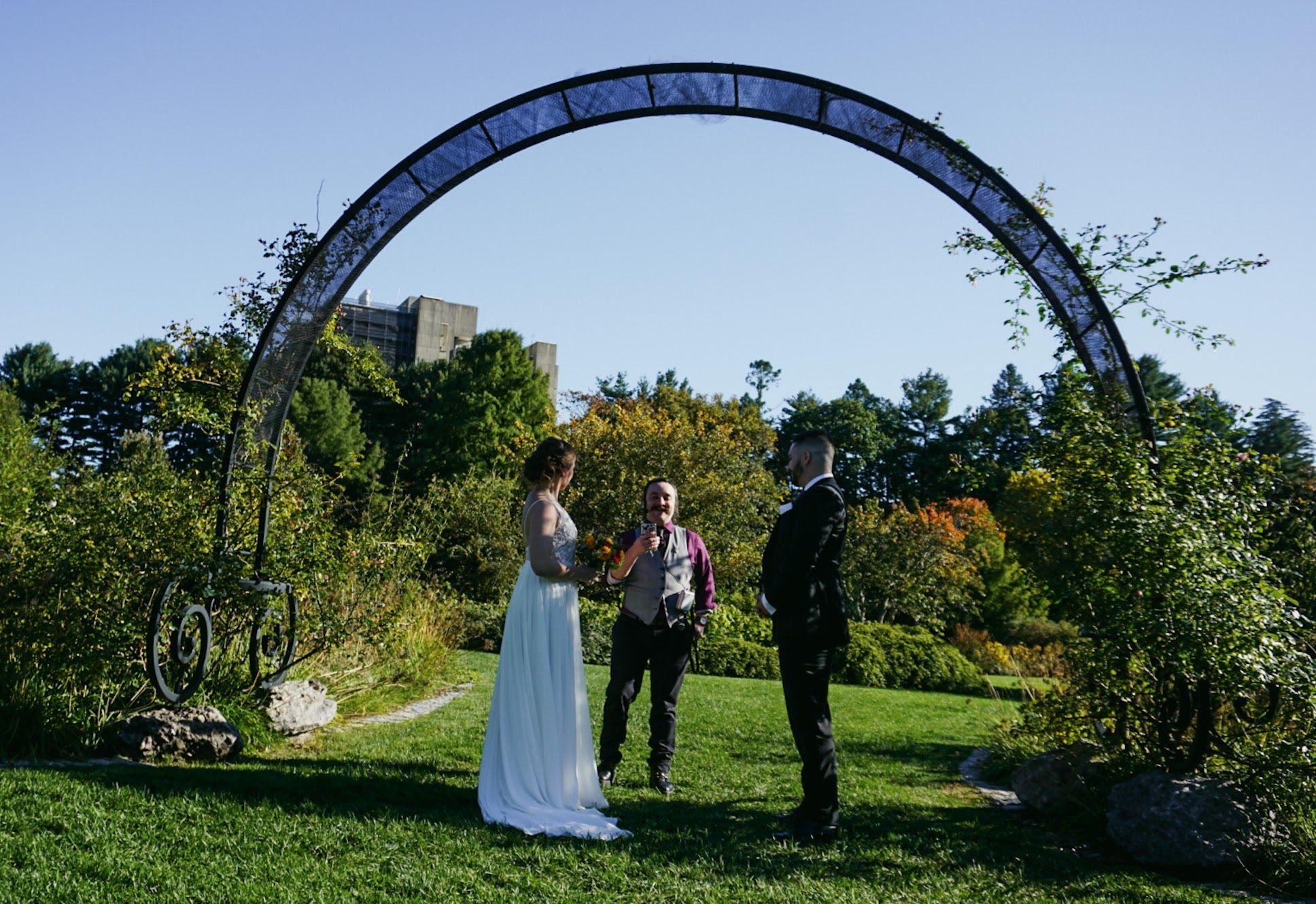 The Wedding Website of Megan Starr and Brian Van Meter