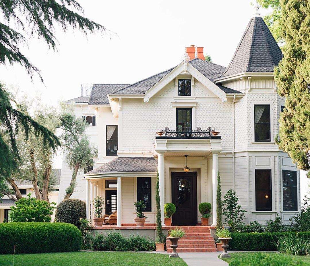 The Wedding Website of Christopher Harper and Amanda Tirpack