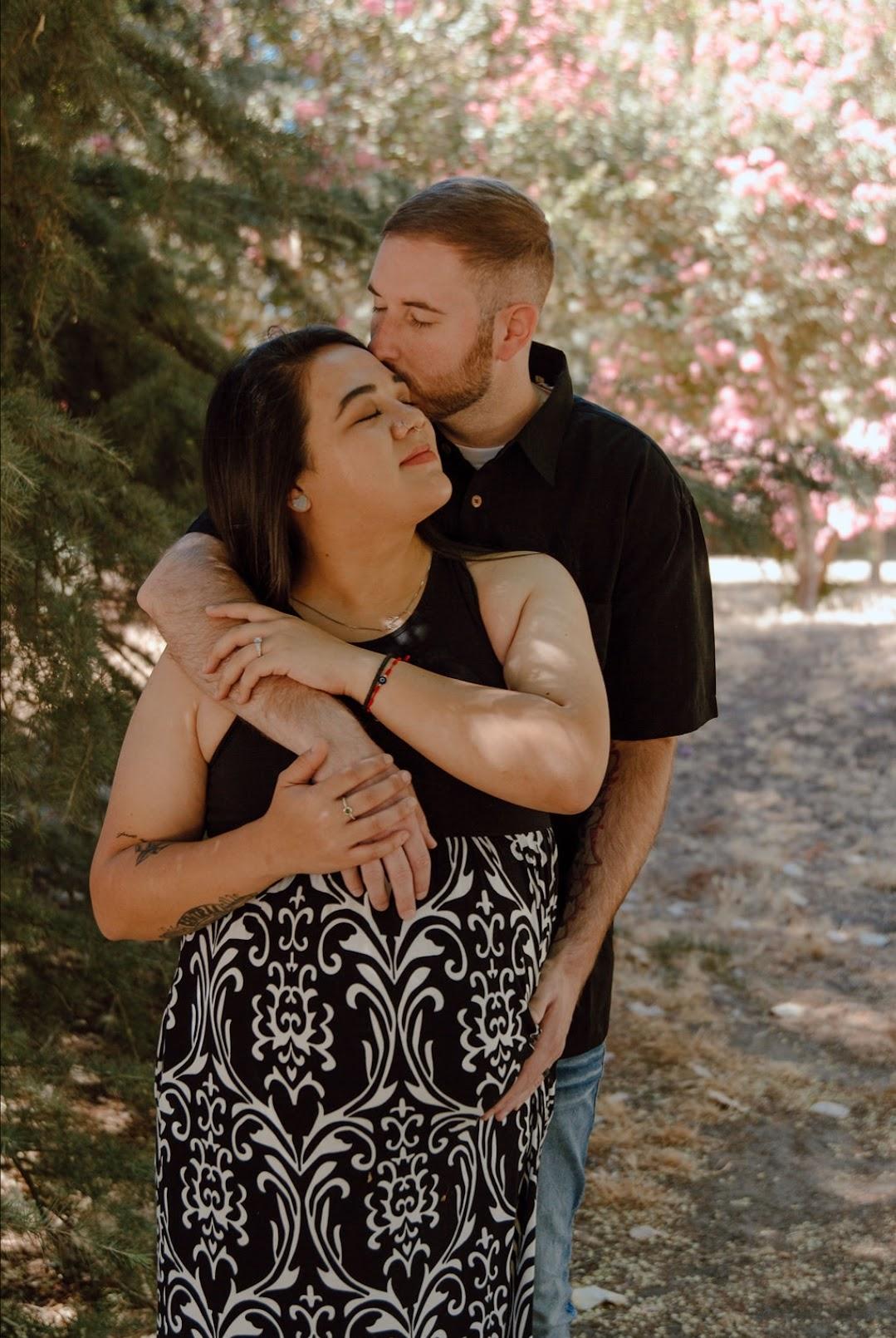 The Wedding Website of Reyna Alba and Zachariah Cantrell