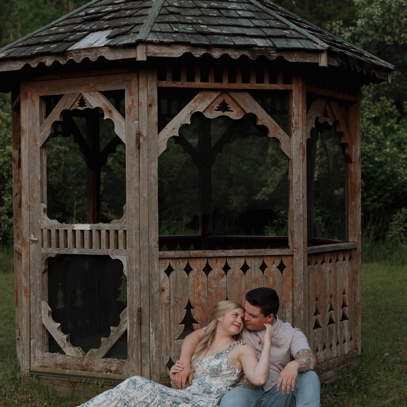 Engagement photos!