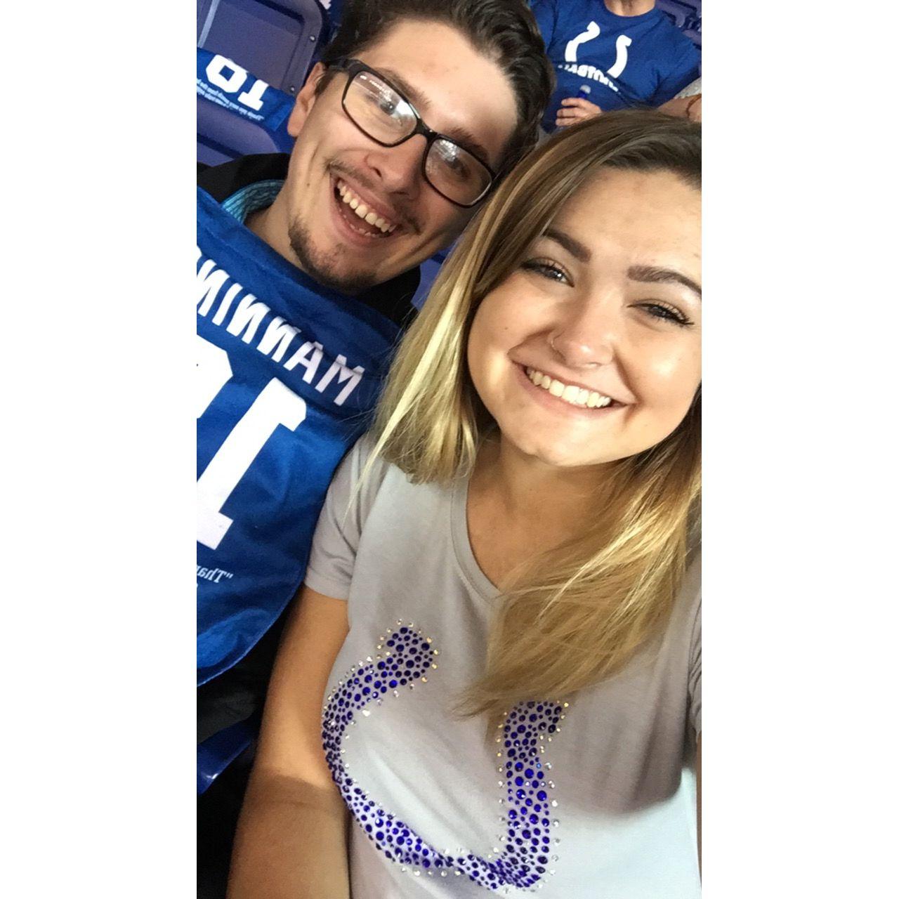 First time meeting my family and it was a SHITSHOW! I'm glad he still likes me!