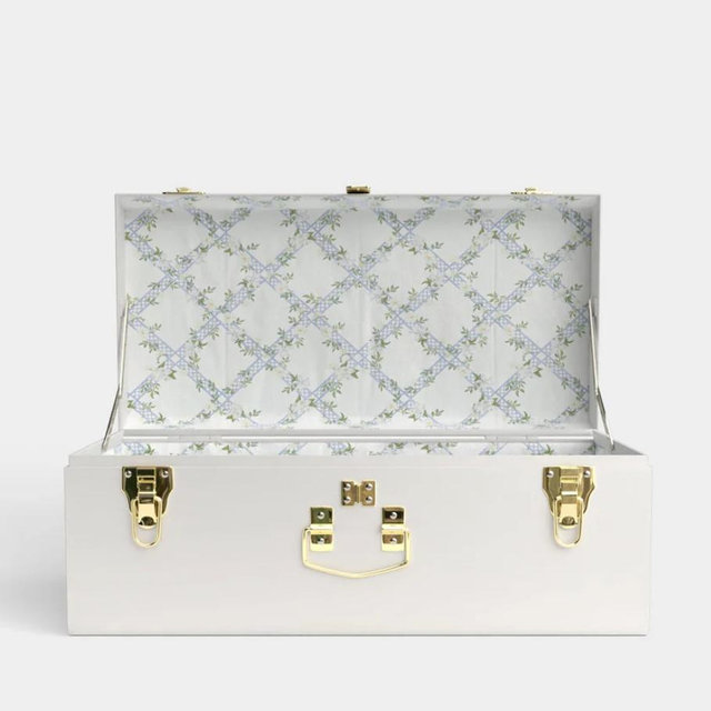 Petite Trunk
