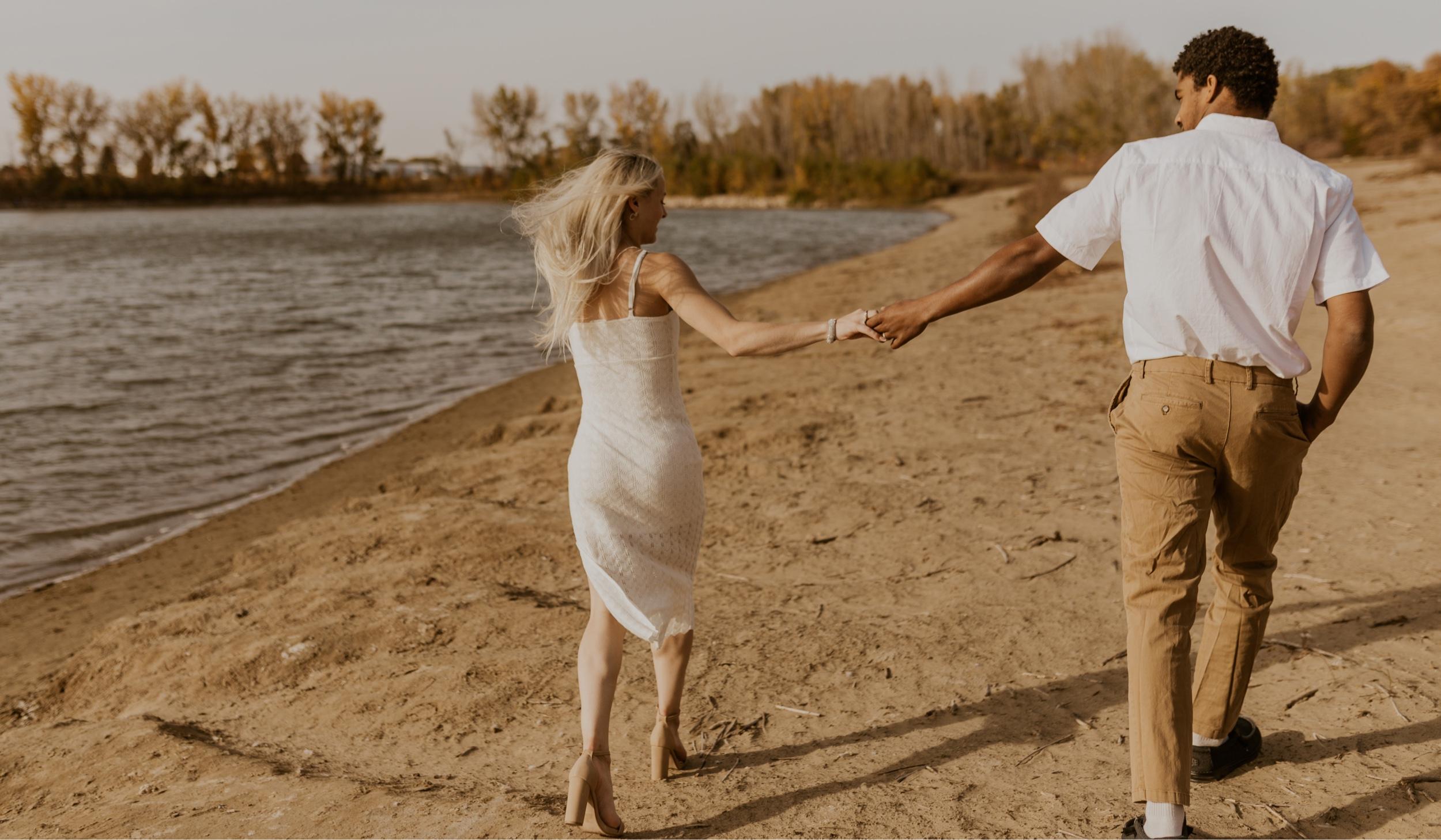 The Wedding Website of Kaylee Holsinger and Taejon Jones