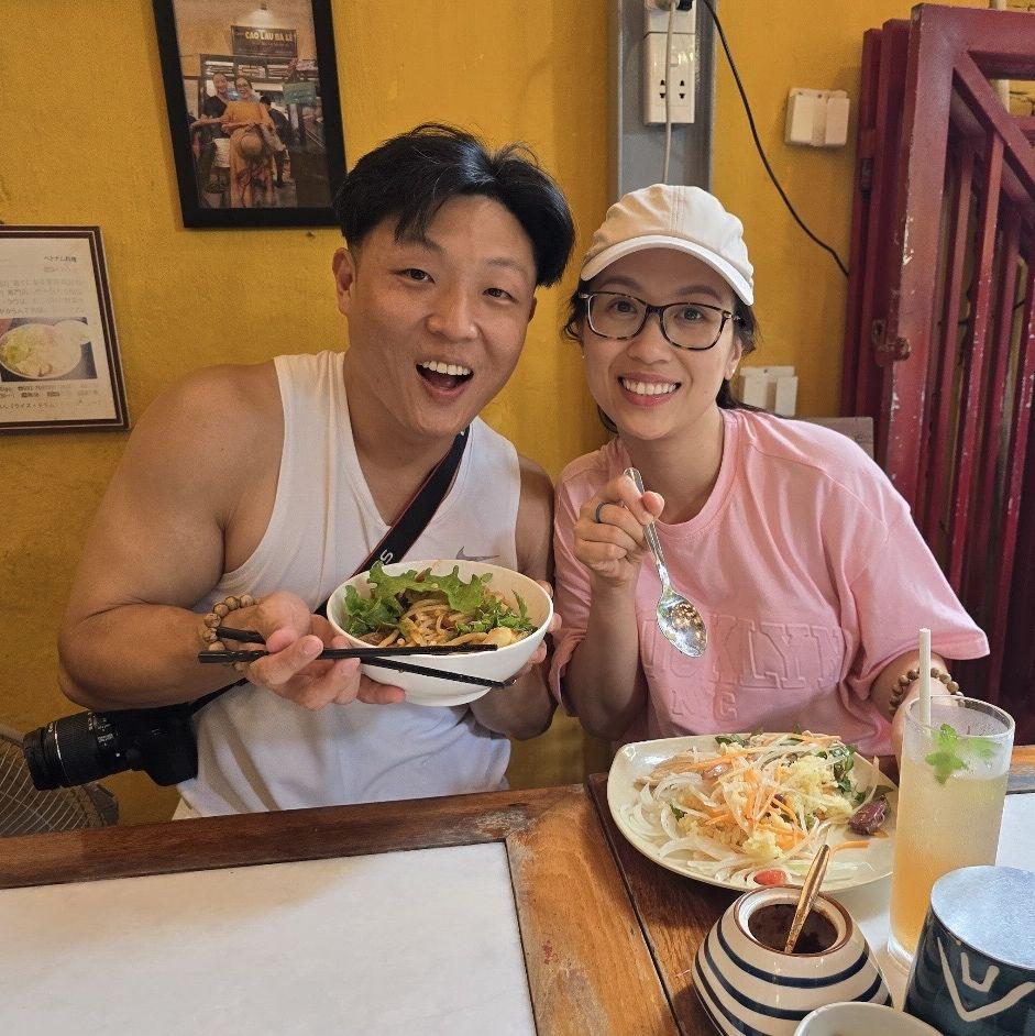 Jason visiting Vietnam for the first time!!