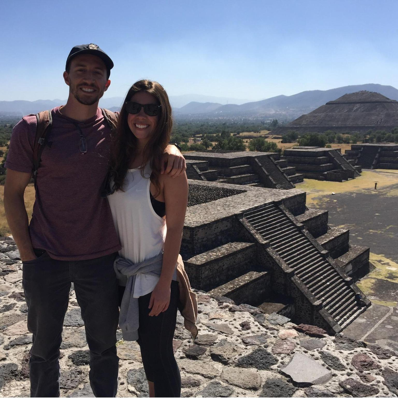Thanksgiving Day 2018, Mexico City! Tacos instead of turkey for us
