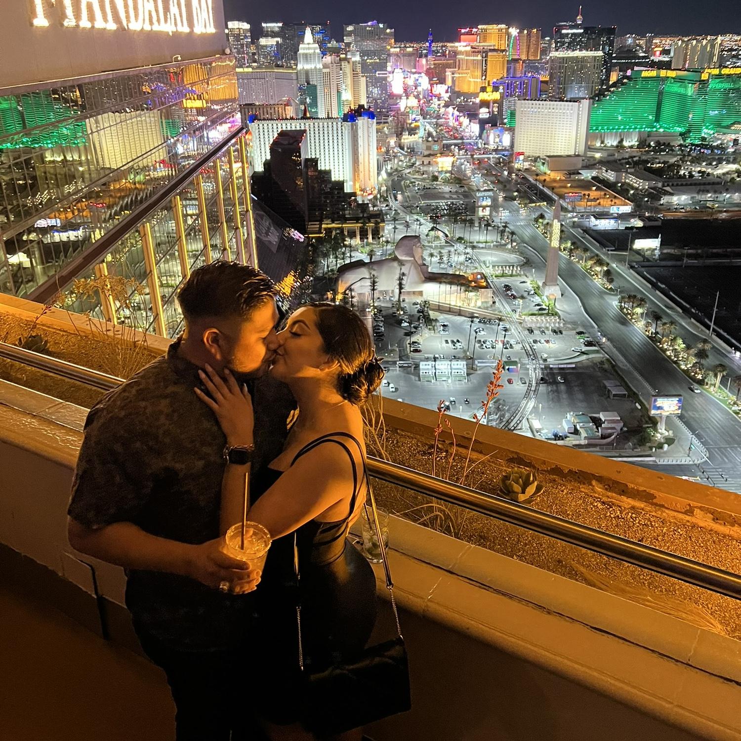 First time in Las Vegas 2022!
Primera ves en Las Vegas 2022.