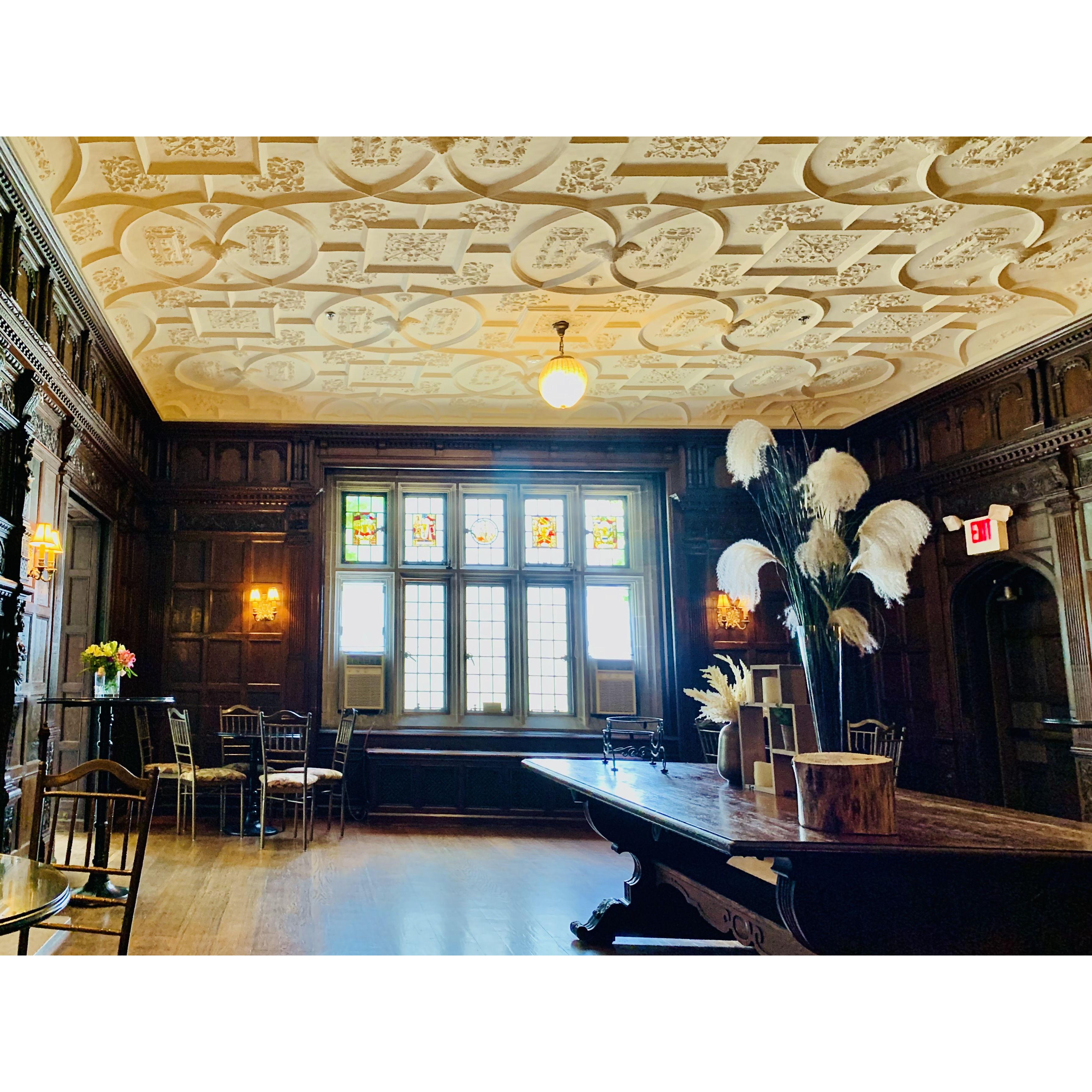 Cocktail room at Skylands Manor