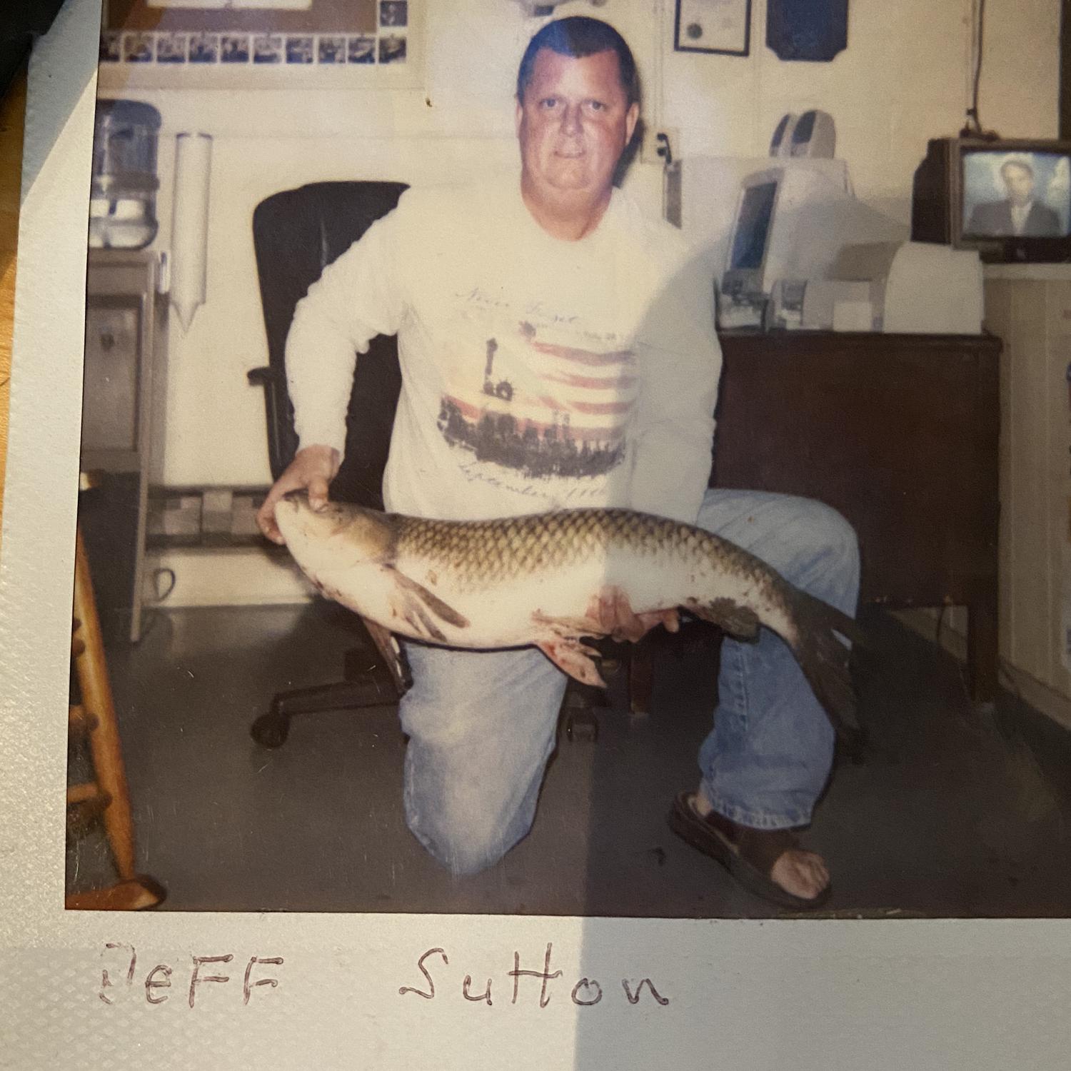 And old photo of Baleys father , Jeff. Jeff taught Baley how to fish at a young age !