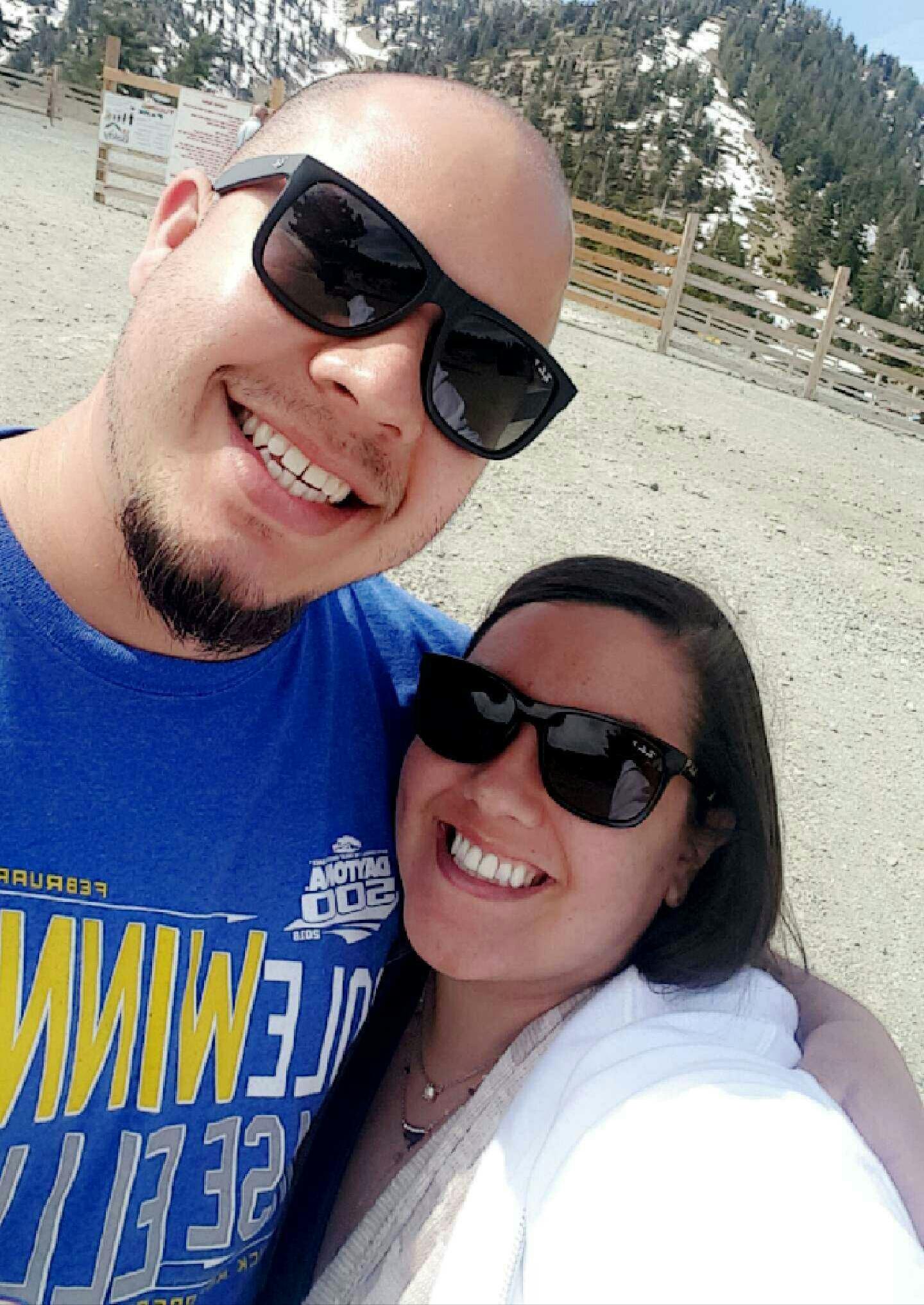The Wedding Website of Jeanette Rocha and Alonzo Luna