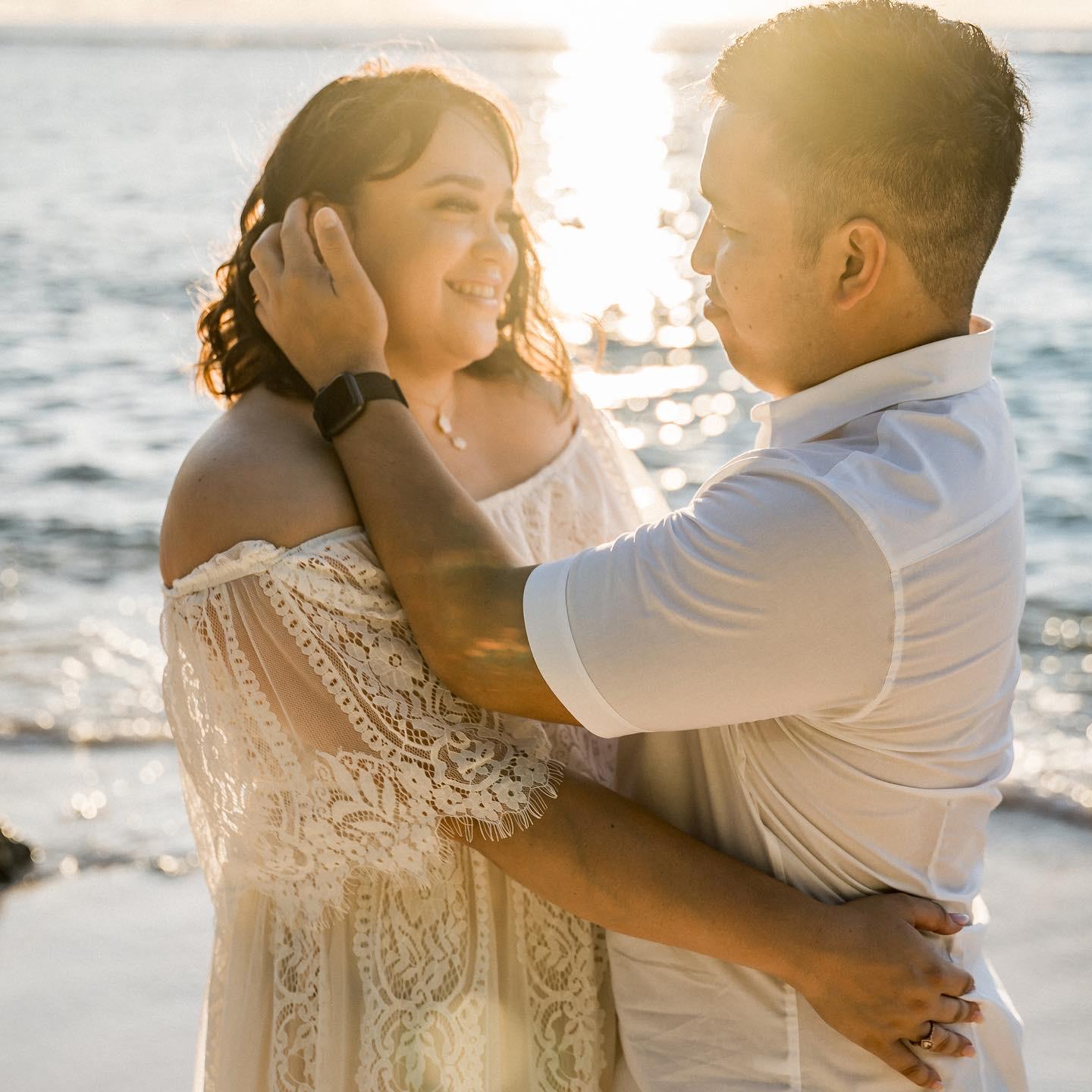 The Wedding Website of Alina Butler and Vicente Garrido